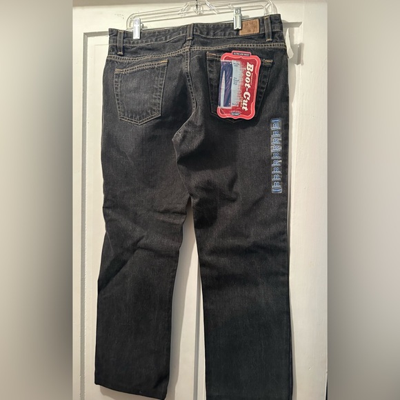 NWT Old Navy Bootcut Jeans - Picture 2 of 3